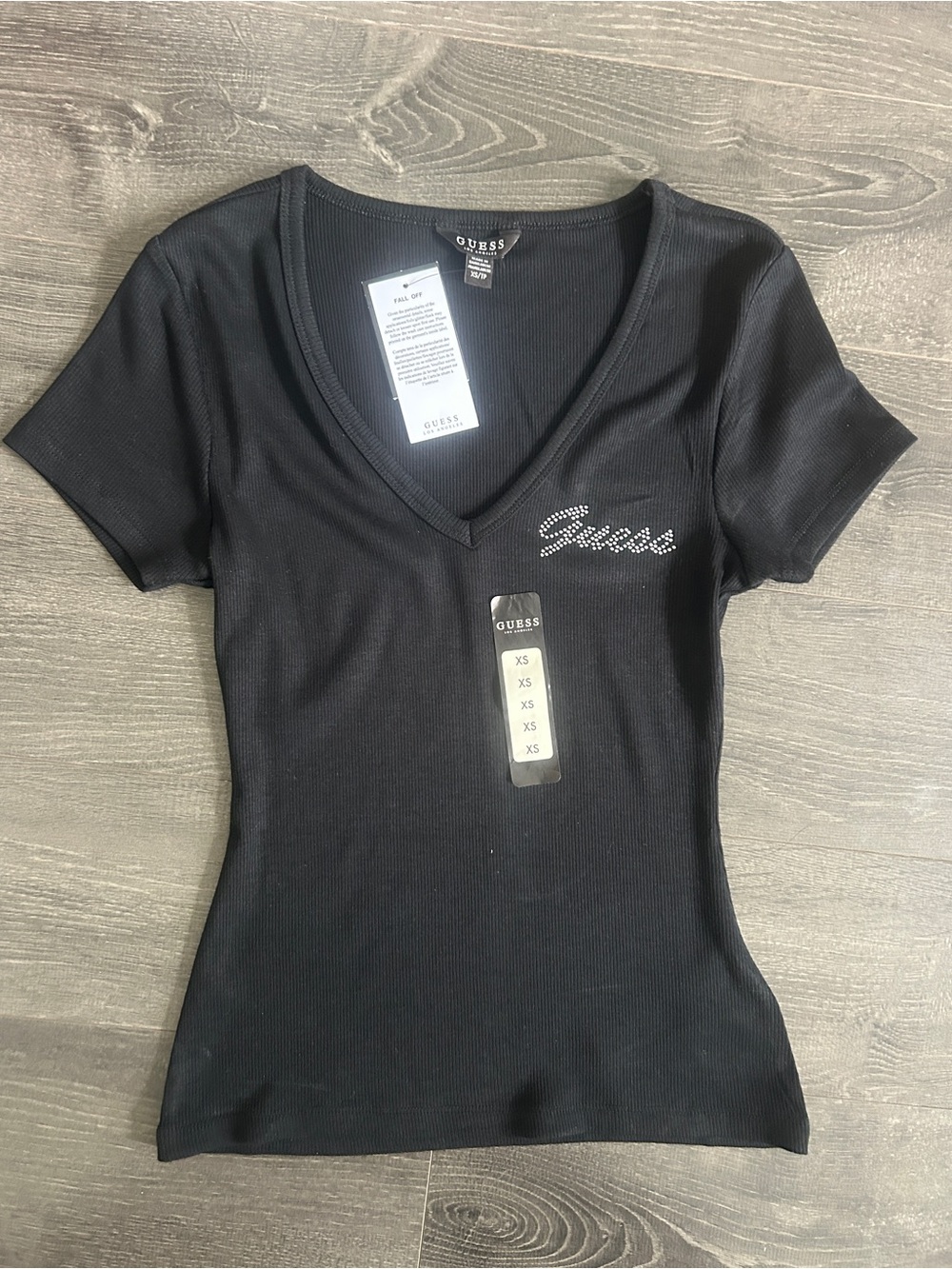 NWT GUESS Black Ribbed Rhinestone Logo V-Neck Short Sleeve Top / Size XS